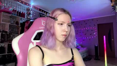 lone1y_bunny online show from July 22, 2:41 pm
