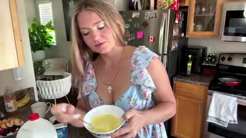 Alyona online show from August 14, 3:59 pm