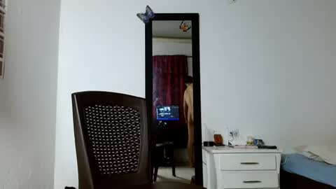 lonelydick2002 online show from July 30, 11:33 pm