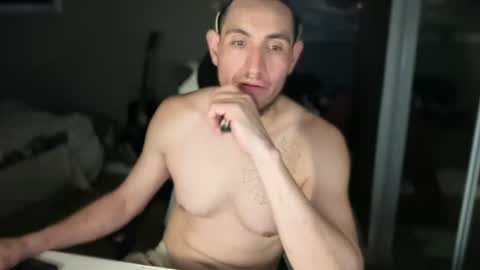longdeee587367 online show from July 4, 1:24 pm