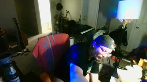 LootzCum online show from July 27, 9:37 am