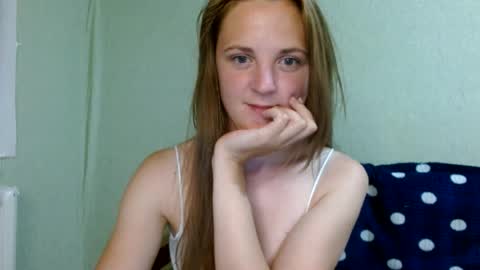 lora879 online show from July 10, 10:59 pm