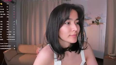Lora control 2 min for every new Fan Club subscriber online show from August 8, 9:42 am