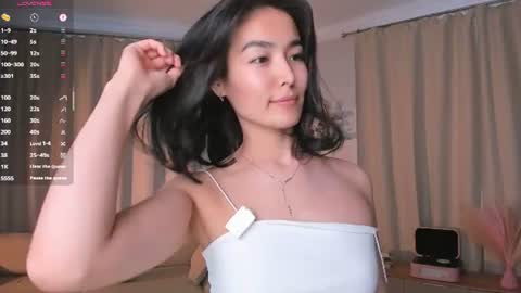 Lora control 2 min for every new Fan Club subscriber online show from August 13, 9:34 am