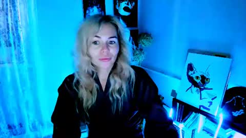 Lora online show from July 17, 3:39 am