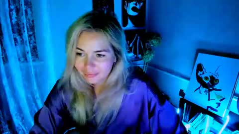 Lora online show from August 6, 2:21 am