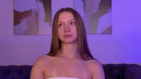 LoraVey online show from August 13, 10:35 pm