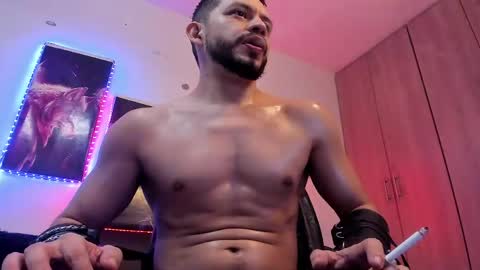 lord_dom_jack online show from May 4, 5:13 am