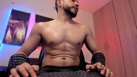 lord_dom_jack online show from May 10, 5:20 am