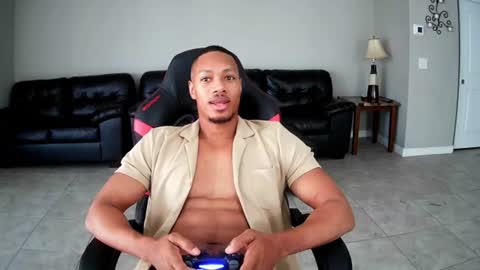 lordlanel online show from August 6, 10:20 pm