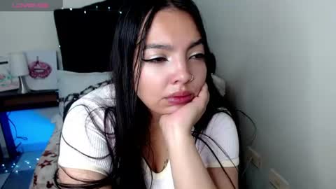 Loren online show from August 9, 1:01 pm