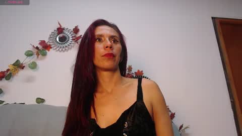 Loren online show from August 12, 8:00 pm