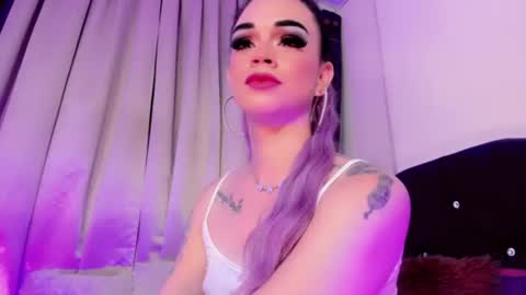 lesly lorena online show from July 30, 7:37 am
