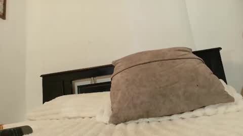 Loretahorny25 online show from August 8, 7:14 pm