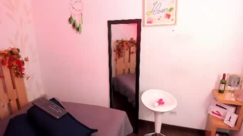 loretta_fraser online show from August 15, 3:49 pm