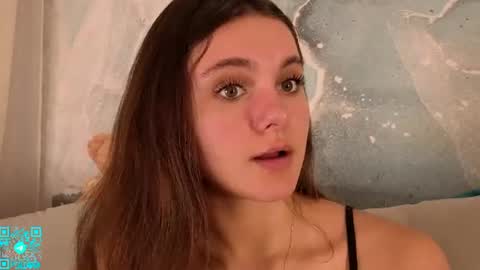 Chloe for Fan BlackHole online show from July 26, 5:18 pm