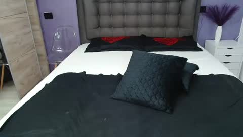 Lorette online show from August 13, 10:13 pm