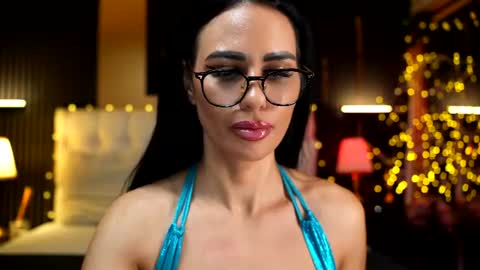 LoretteLorena  Sarah online show from August 6, 9:19 am