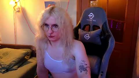 lori_myaf online show from August 1, 5:52 pm