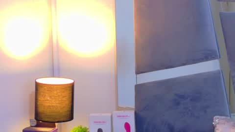 lorraine_johnson online show from May 29, 10:56 pm