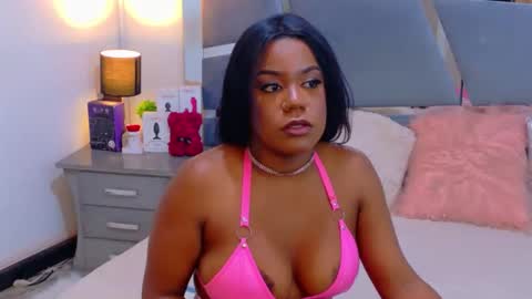 lorraine_johnson online show from June 2, 4:43 pm
