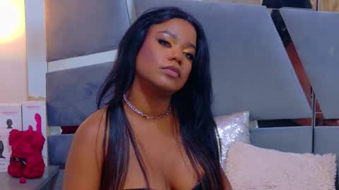 lorraine_johnson online show from June 11, 9:32 pm