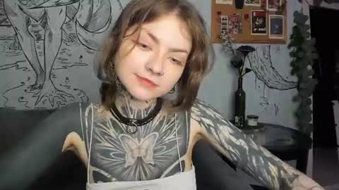 lostallice online show from June 15, 3:26 am