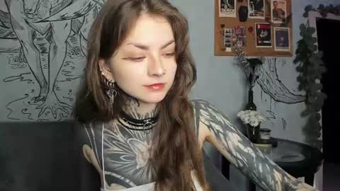 lostallice online show from July 10, 2:39 am