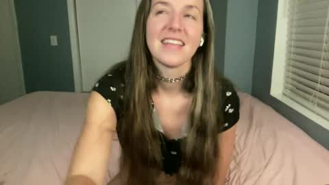 lothlori online show from July 11, 3:23 am