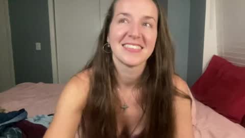 lothlori online show from August 12, 2:14 am