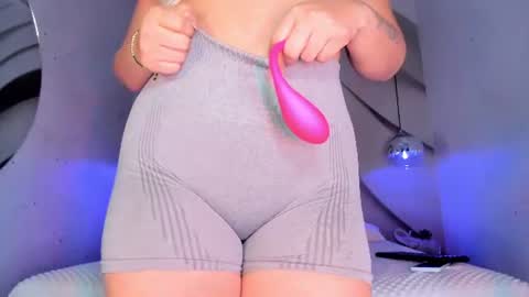 lotti_carter online show from July 29, 10:39 pm