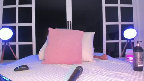 lotti_carter online show from August 15, 12:25 am