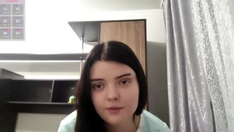 Esma online show from August 8, 8:20 pm
