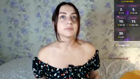 Louise online show from July 29, 9:49 am