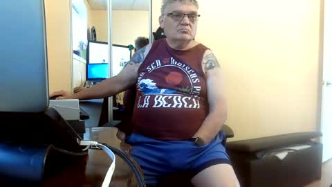 loumtl3 online show from July 1, 12:17 pm