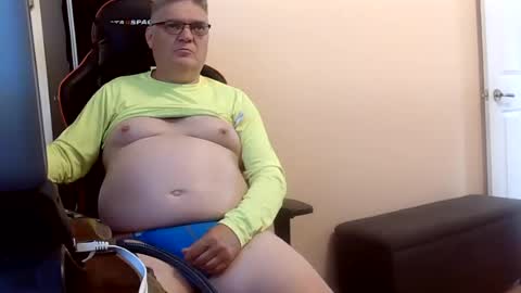 loumtl3 online show from July 21, 12:18 pm