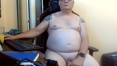 loumtl3 online show from July 26, 4:34 pm