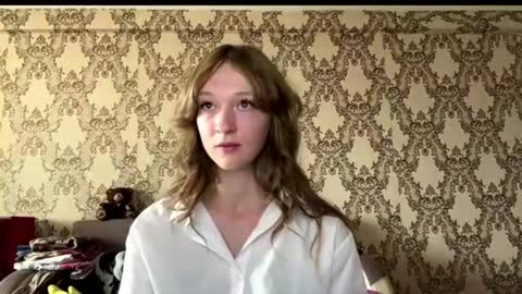 louracryderman online show from August 9, 2:56 am