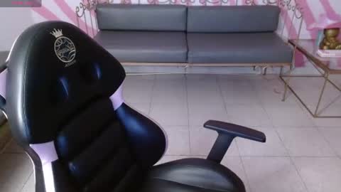 Lova online show from August 6, 4:17 pm