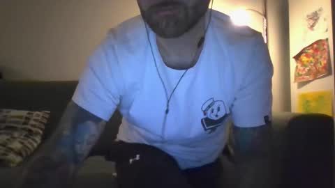 Guapito online show from March 15, 1:21 am