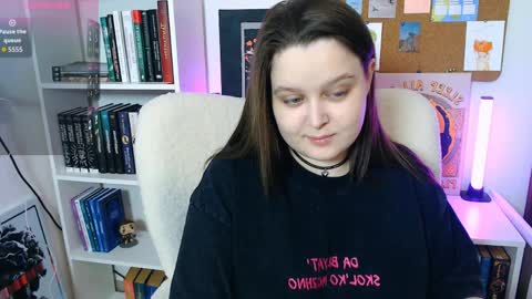 Mia  online show from April 5, 4:26 pm