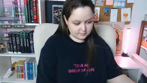 Mia  online show from June 27, 2:20 pm