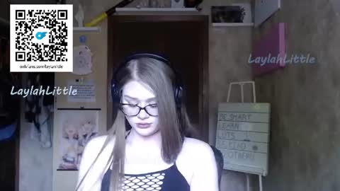 Laylah Little online show from August 11, 8:55 pm