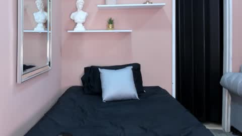 love_and_fire online show from March 11, 11:02 pm