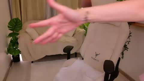 love_call online show from August 9, 6:58 am