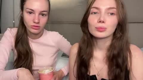 Sofi and Pierre   online show from August 12, 7:22 am