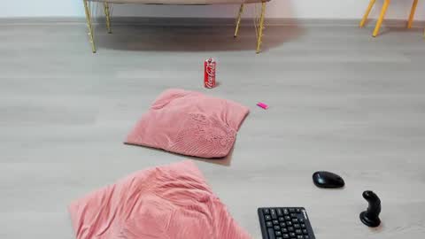 Andreea online show from August 15, 10:19 am