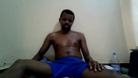 loveboy48895 online show from August 15, 1:37 pm