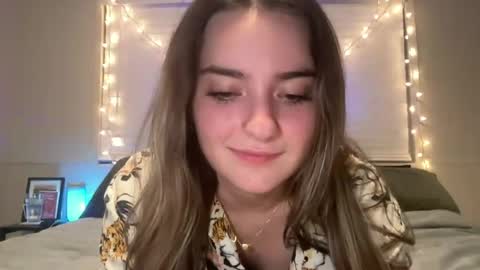 Olivia Rose online show from June 29, 4:16 am