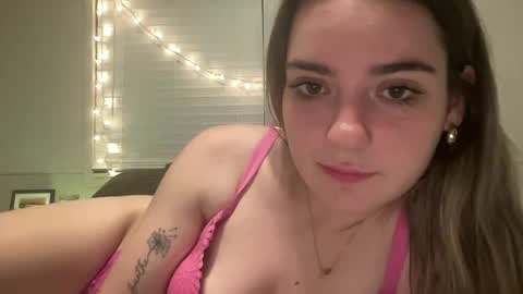 Olivia Rose online show from June 29, 6:28 am